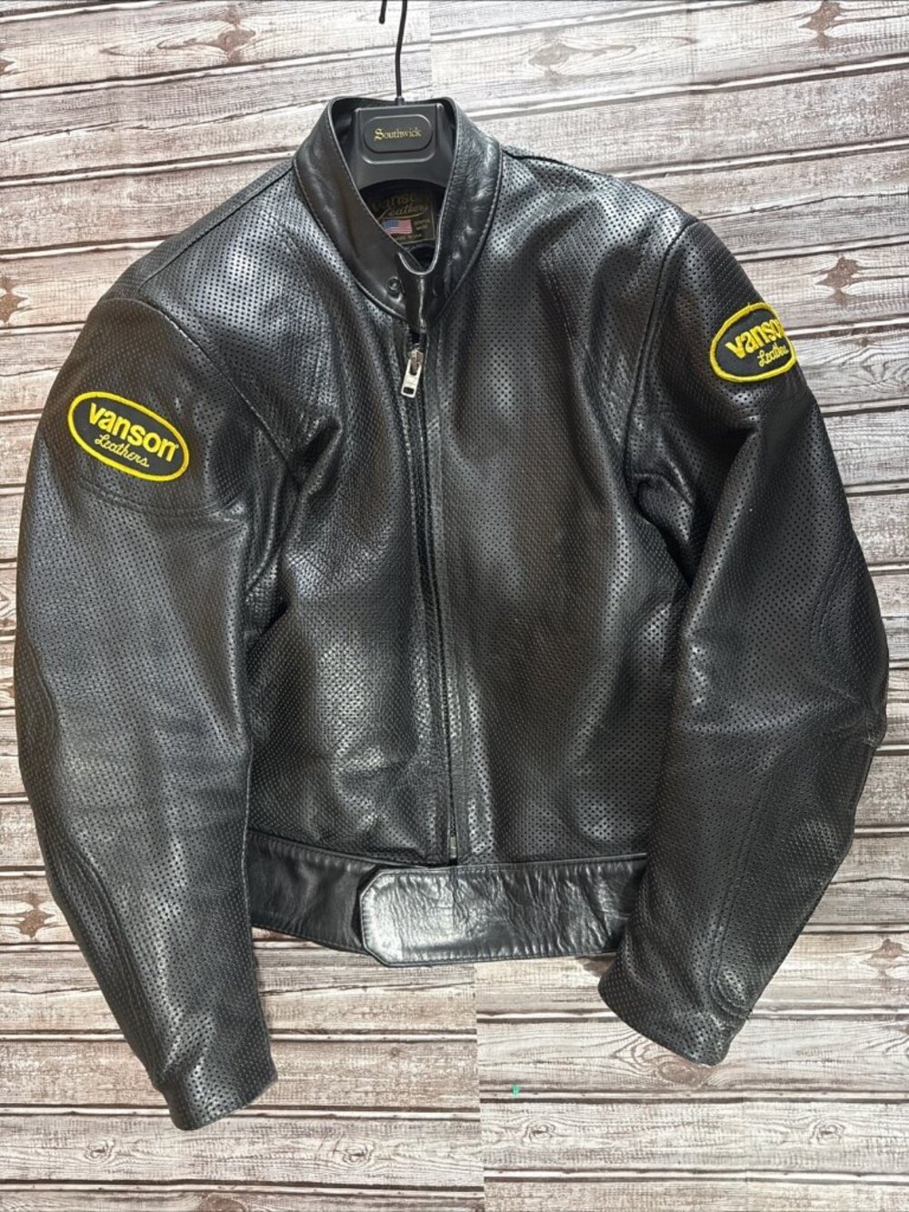 Vanson Leathers Cobra Perforated Motorcycle Jacket Sz 48 Color Black Made In USA